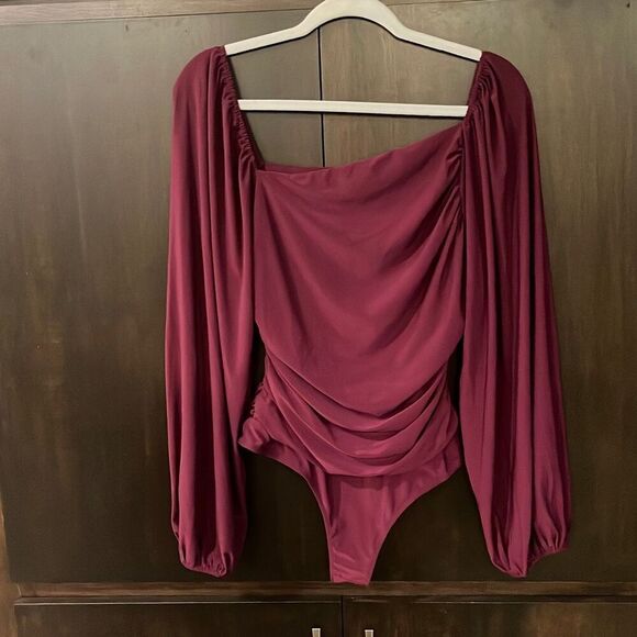 NWT Lulus Anything But Average Plum Purple Ruched Balloon Sleeve Bodysuit Large - Picture 2 of 6